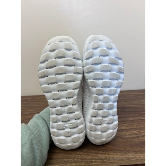 Skechers GOwalk Max Women's White Slip On Sneakers Shoes Size 9 - Picture 5 of 7